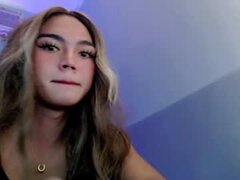 hottie_ella08